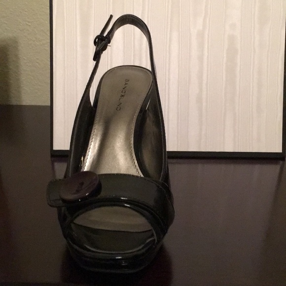 Shoes - Picture 2 of 3